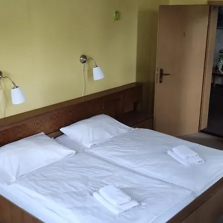 Hotel Waldhotel-restaurant Steinkrug